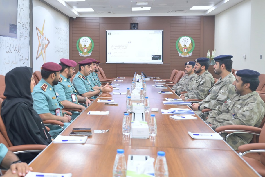 وفد من شرطة أبوظبي يطلع على أفضل الممارسات بوزارة الداخلية