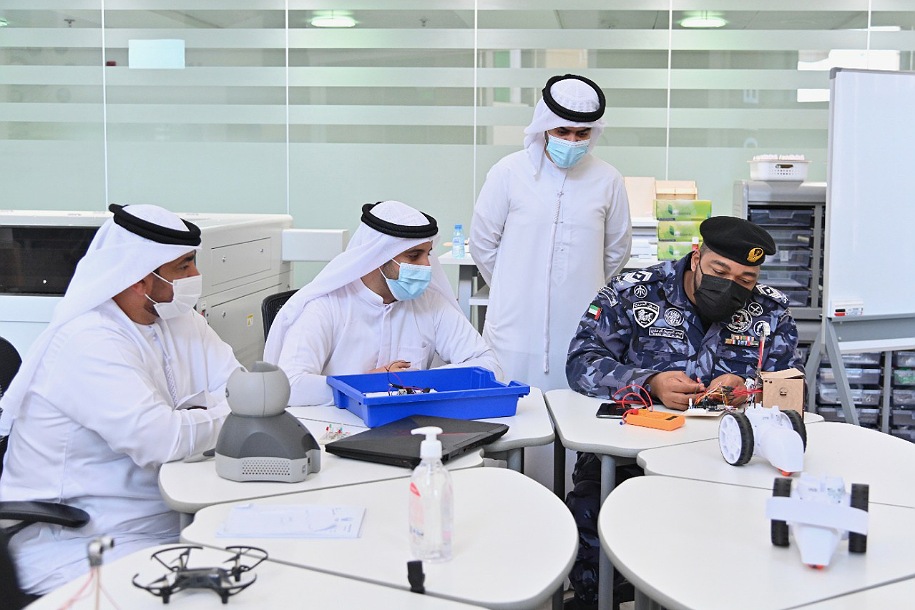 MOI innovative manufacturing workshops under "UAE Innovates 2022"