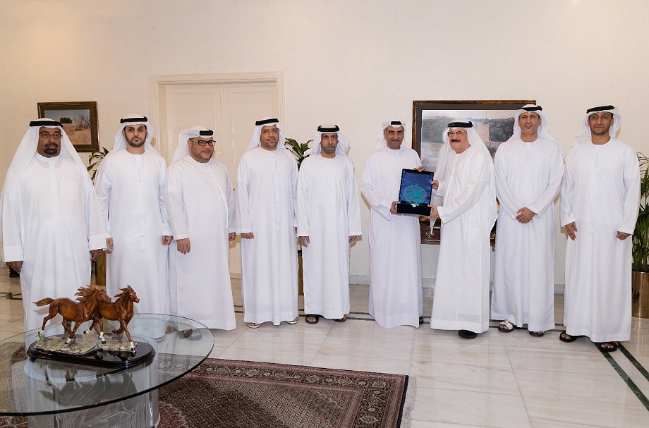 Ruler of Fujairah receives a delegation from Al-Faraj Fund and reviews its achievements