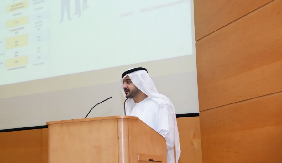 MoI Presents a Work Paper on Safe Internet at the Emirates Group Forum