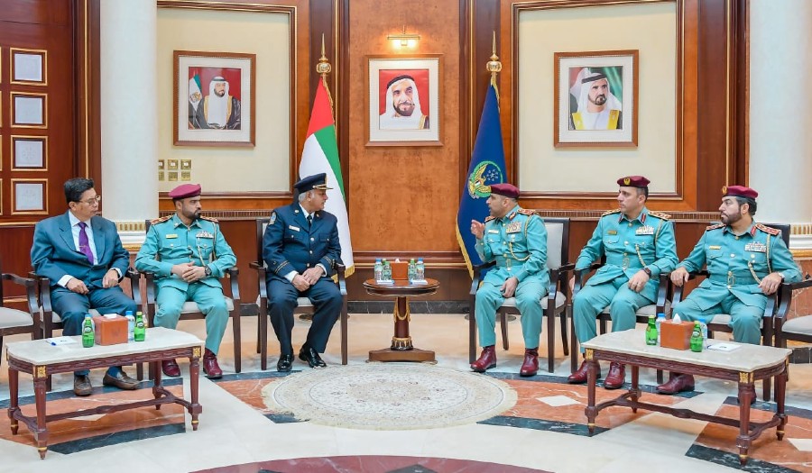 Al Marzouqi meets the Canadian chief of fire and rescue operations