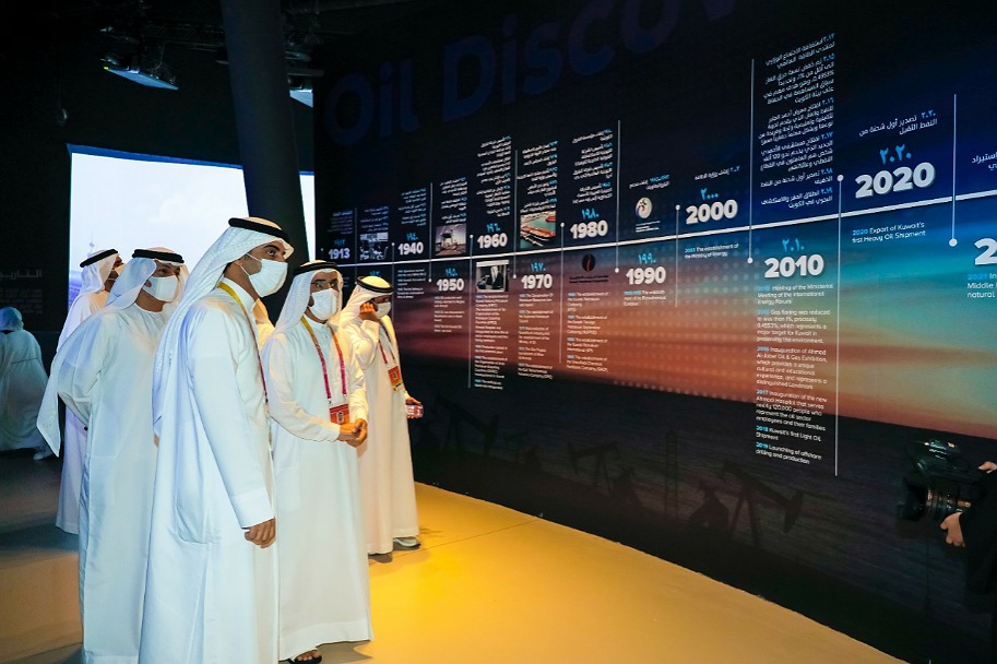 Umm Al Quwain Police Chief heads a meeting at  Expo 2020 Dubai and visits Fazza and Kuwait Pavilions 
